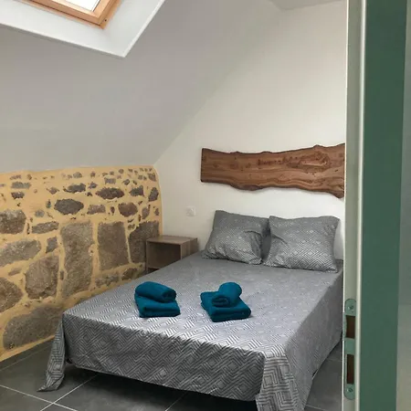 Nyaraló Le Du Parayre *