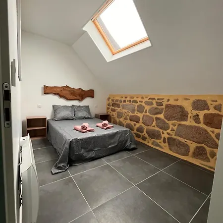 Le Du Parayre Lunac