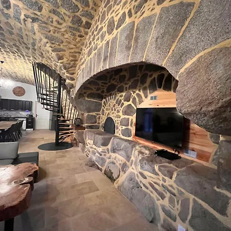 Le Du Parayre Ferienhaus Lunac