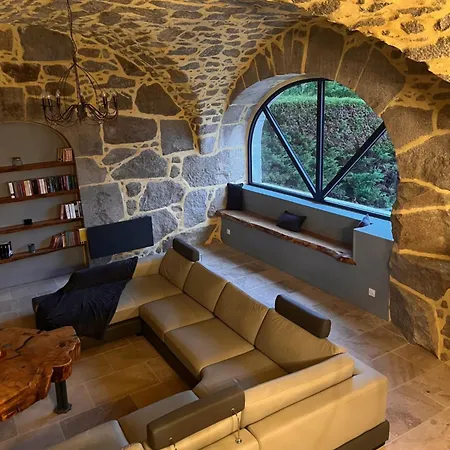 Le Du Parayre * Lunac