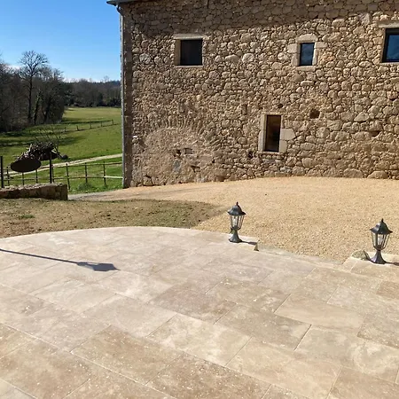 Le Du Parayre Nyaraló *