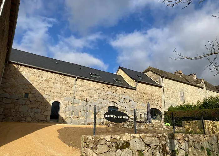 別荘 Le Du Parayre *